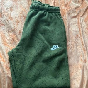 Nike Sweatpants
